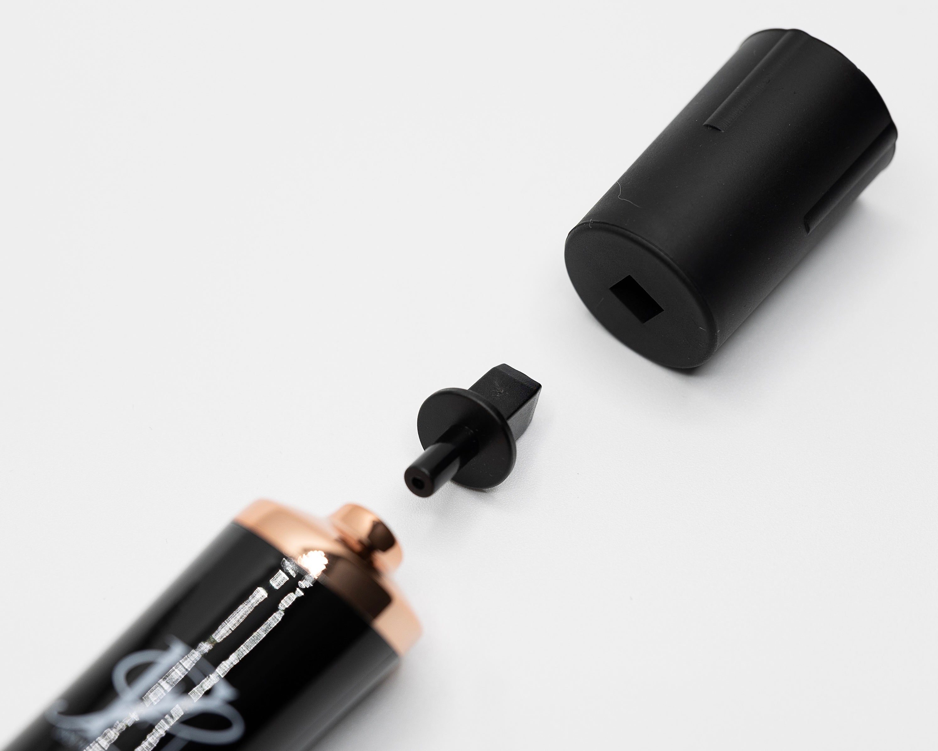 ELECTRONIC PIGMENT BOTTLE SHAKER