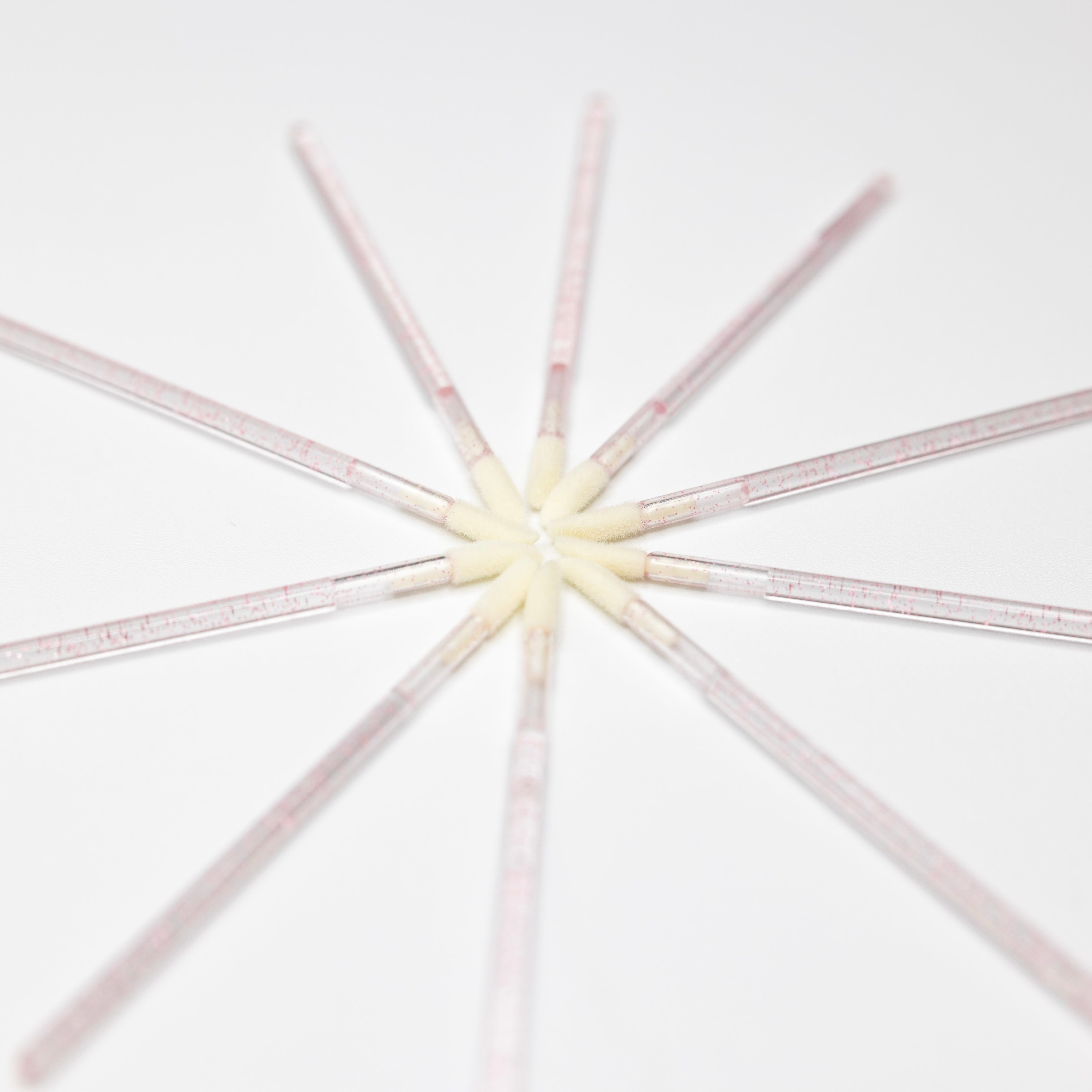 DISPOSABLE LIP WAND APPLICATOR